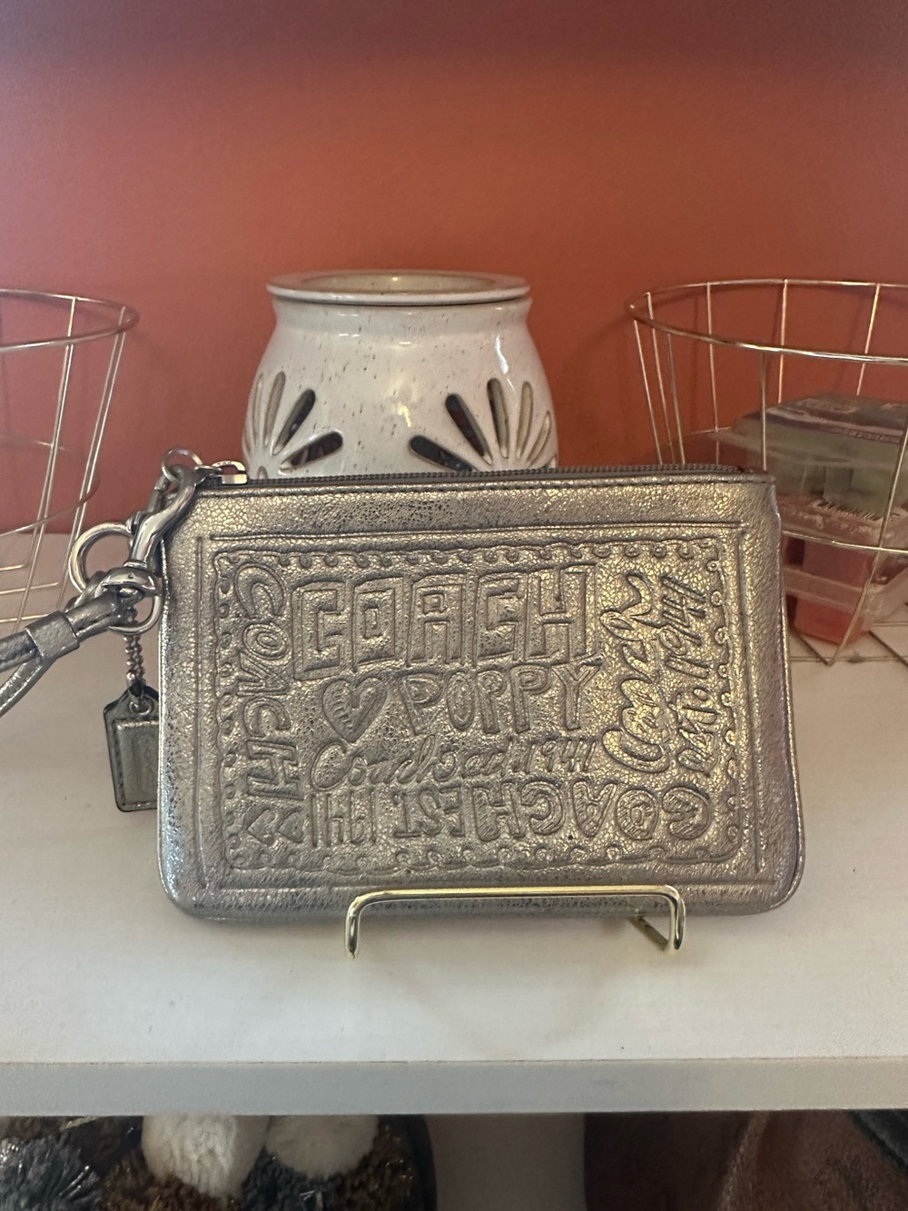 COACH Metallic Silver Embossed POPPY Wristlet(EUC)